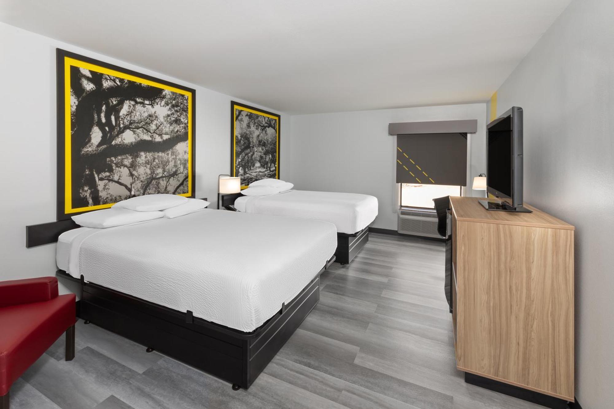 Super 8 By Wyndham Alexandria La Exterior foto